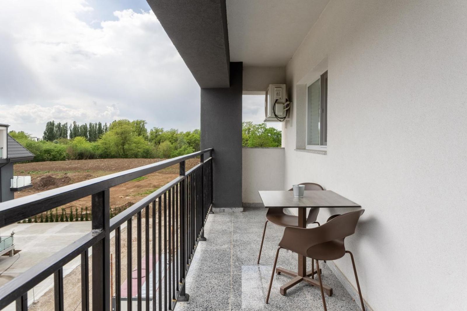Otopeni Suites By Citybookings Esterno foto