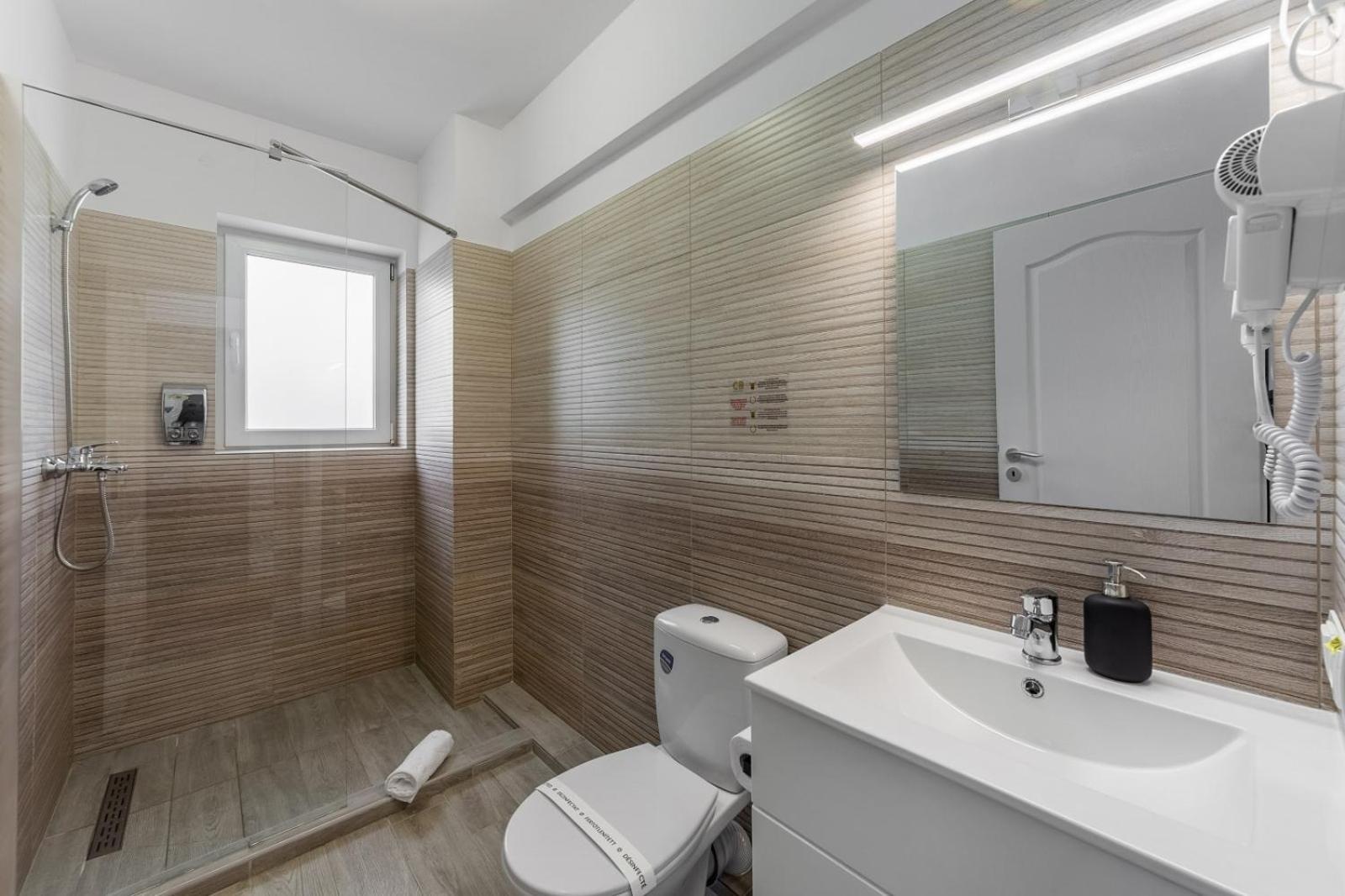 Otopeni Suites By Citybookings Esterno foto