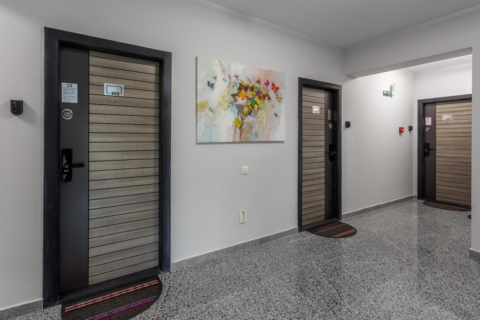 Otopeni Suites By Citybookings Esterno foto